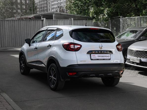 Renault Kaptur I с пробегом 2018 года, цена 800 000 рублей, 106741 км, внедорожник, Автокод Объявления