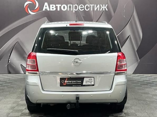 Opel Zafira B Рестайлинг с пробегом 2013 года, цена 640 000 рублей, 184000 км, компактвэн, Автокод Объявления