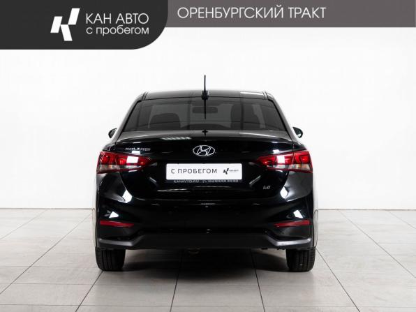 Hyundai Solaris II с пробегом 2018 года, цена 1 348 000 рублей, 140006 км, седан, Автокод Объявления