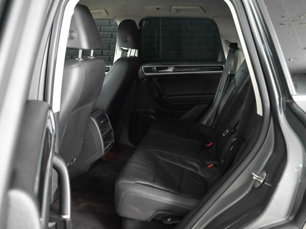 Volkswagen Touareg II Рестайлинг с пробегом 2015 года, цена 3 140 000 рублей, 83799 км, внедорожник, Автокод Объявления