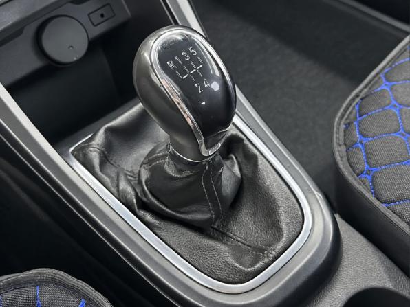 Opel Astra J с пробегом 2011 года, цена 499 000 рублей, 164374 км, хэтчбек, Автокод Объявления