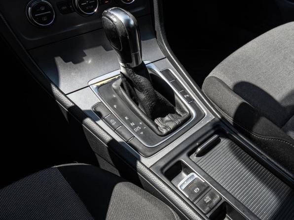 Volkswagen Golf VII с пробегом 2012 года, цена 1 068 000 рублей, 226638 км, хэтчбек, Автокод Объявления