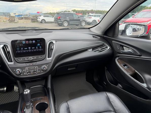 Chevrolet Malibu IX с пробегом 2016 года, цена 1 315 000 рублей, 223000 км, седан, Автокод Объявления