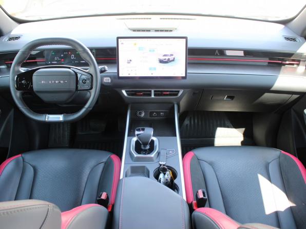 JETOUR DASHING I с пробегом 2024 года, цена 2 049 000 рублей, 9839 км, внедорожник, Автокод Объявления