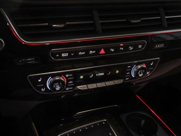 Audi Q7 II (4M) с пробегом 2018 года, цена 3 999 000 рублей, 106111 км, внедорожник, Автокод Объявления