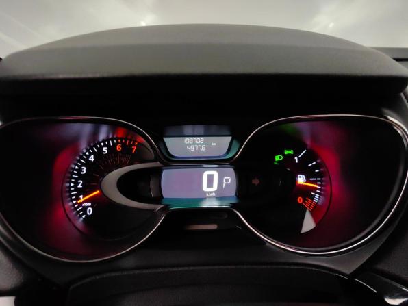 Renault Kaptur I Рестайлинг с пробегом 2021 года, цена 1 499 000 рублей, 108000 км, внедорожник, Автокод Объявления