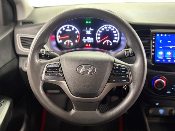Hyundai Solaris II с пробегом 2019 года, цена 1 159 000 рублей, 157721 км, седан, Автокод Объявления