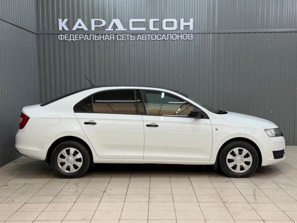 Skoda Rapid I с пробегом 2016 года, цена 1 027 000 рублей, 203421 км, лифтбек, Автокод Объявления