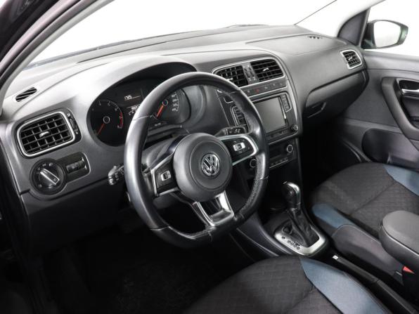 Volkswagen Polo V Рестайлинг с пробегом 2019 года, цена 1 227 000 рублей, 86696 км, седан, Автокод Объявления