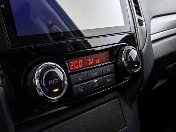 Mitsubishi Pajero IV Рестайлинг 2 с пробегом 2021 года, цена 3 900 000 рублей, 80073 км, внедорожник, Автокод Объявления