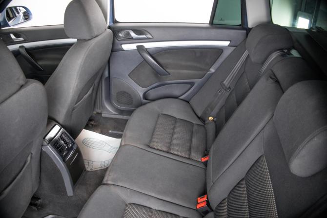 Skoda Octavia II (A5) с пробегом 2010 года, цена 929 000 рублей, 308000 км, универсал, Автокод Объявления
