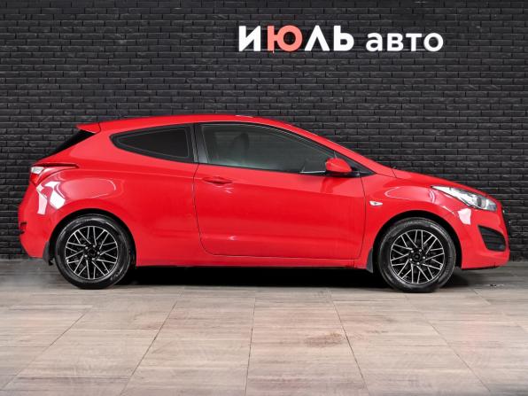 Hyundai i30 II с пробегом 2013 года, цена 1 000 000 рублей, 146551 км, хэтчбек, Автокод Объявления