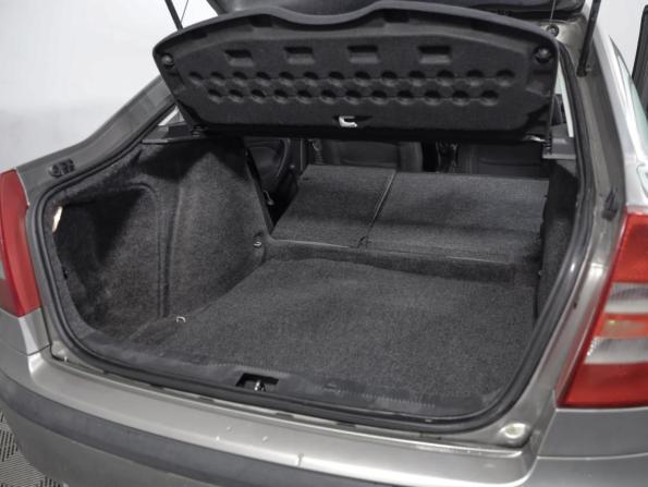 Skoda Octavia II (A5) с пробегом 2008 года, цена 319 000 рублей, 381128 км, лифтбек, Автокод Объявления