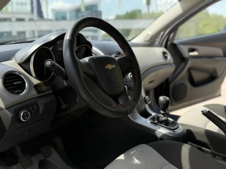 Chevrolet Cruze I Рестайлинг Ижевск  - изображение 27