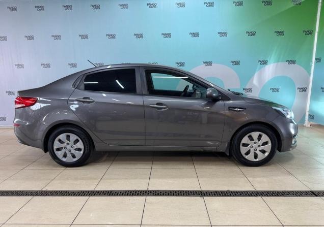 Kia Rio III Рестайлинг с пробегом 2016 года, цена 949 000 рублей, 93196 км, седан, Автокод Объявления