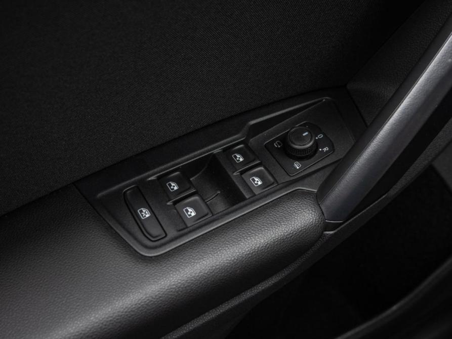 Volkswagen Tiguan II Рестайлинг Краснодар  - изображение 19