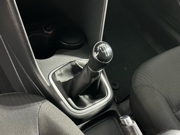 Volkswagen Polo V Рестайлинг с пробегом 2017 года, цена 1 050 000 рублей, 100656 км, седан, Автокод Объявления