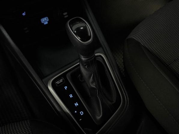 Hyundai Solaris II с пробегом 2019 года, цена 1 150 000 рублей, 135000 км, седан, Автокод Объявления