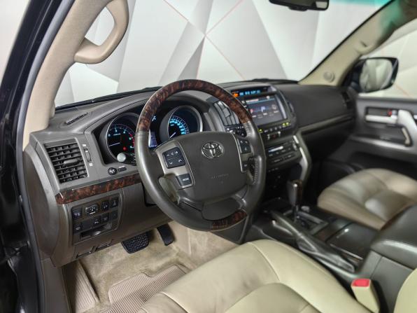 Toyota Land Cruiser 200 Series с пробегом 2011 года, цена 3 595 000 рублей, 153722 км, внедорожник, Автокод Объявления