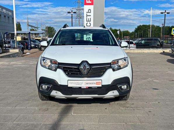 Renault Sandero II Рестайлинг с пробегом 2019 года, цена 1 294 900 рублей, 50700 км, хэтчбек, Автокод Объявления