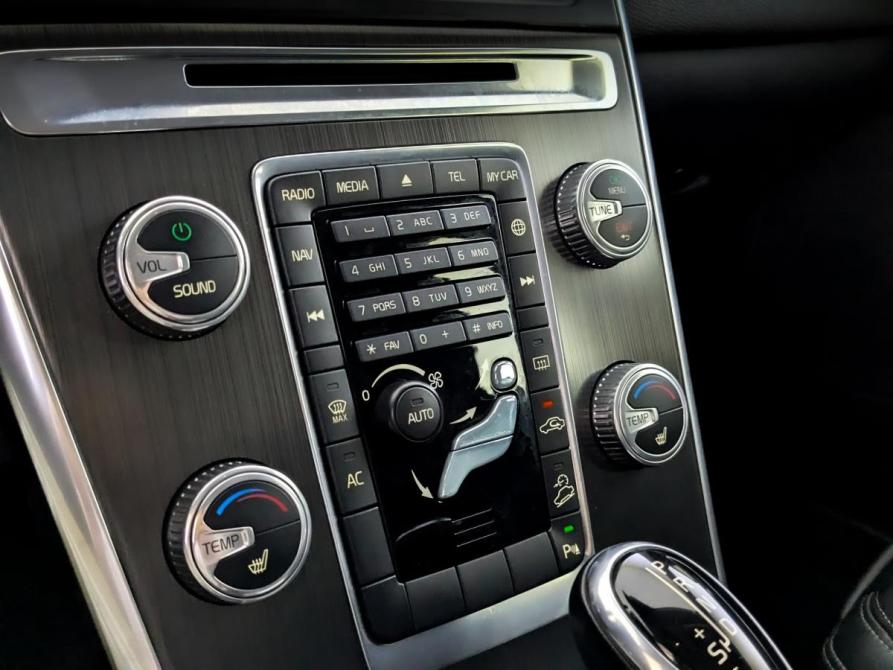 Volvo XC60 I Рестайлинг Москва  - изображение 25