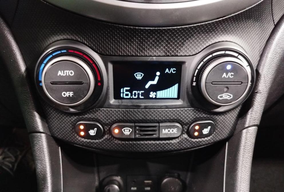 Hyundai Solaris I Рестайлинг Саратов  - изображение 17