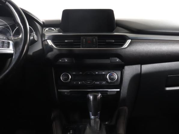 Mazda 6 III (GJ) Рестайлинг с пробегом 2015 года, цена 1 549 900 рублей, 196772 км, седан, Автокод Объявления