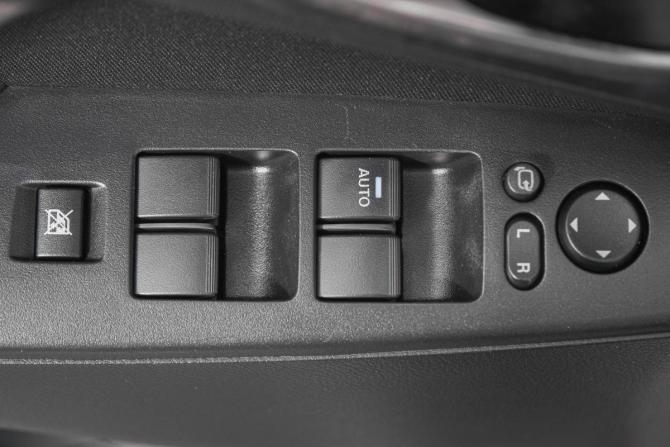 Mazda 3 II (BL) Рестайлинг с пробегом 2013 года, цена 959 000 рублей, 215000 км, седан, Автокод Объявления