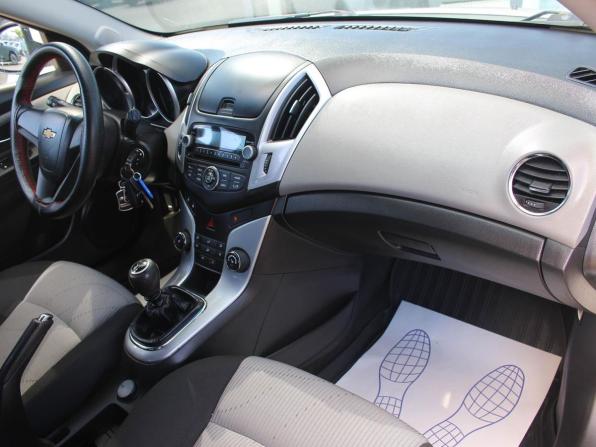 Chevrolet Cruze I Рестайлинг с пробегом 2013 года, цена 655 000 рублей, 172487 км, хэтчбек, Автокод Объявления