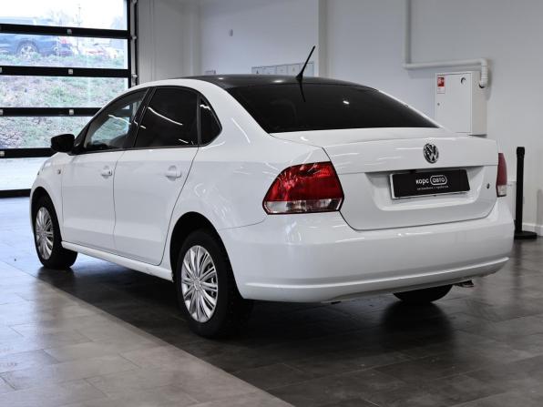 Volkswagen Polo V с пробегом 2015 года, цена 919 000 рублей, 184230 км, седан, Автокод Объявления