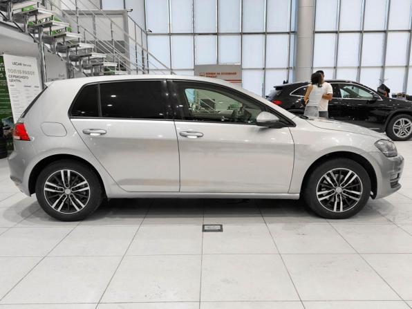 Volkswagen Golf VII с пробегом 2013 года, цена 1 320 000 рублей, 135242 км, хэтчбек, Автокод Объявления