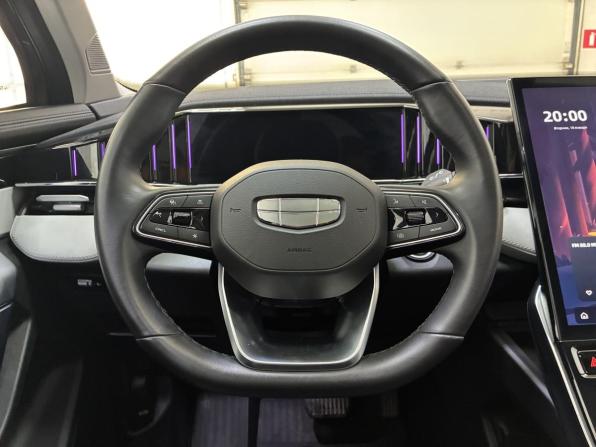 Geely Atlas II с пробегом 2023 года, цена 2 399 000 рублей, 44000 км, внедорожник, Автокод Объявления
