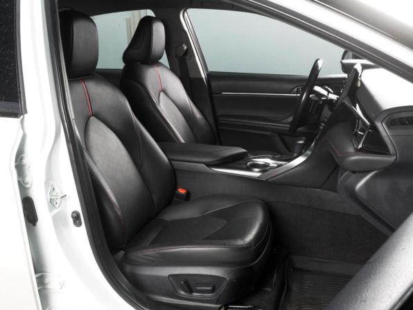 Toyota Camry VIII (XV70) Рестайлинг с пробегом 2021 года, цена 3 230 000 рублей, 124872 км, седан, Автокод Объявления