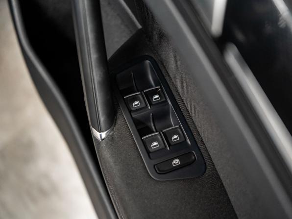 Volkswagen Golf VII с пробегом 2013 года, цена 1 300 000 рублей, 95377 км, хэтчбек, Автокод Объявления
