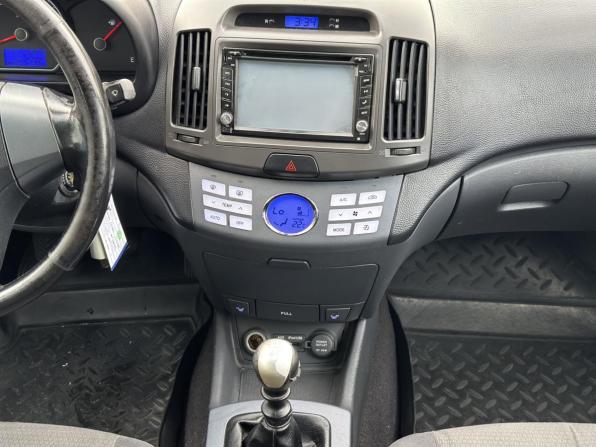 Hyundai Elantra IV (HD) с пробегом 2009 года, цена 640 000 рублей, 255772 км, седан, Автокод Объявления