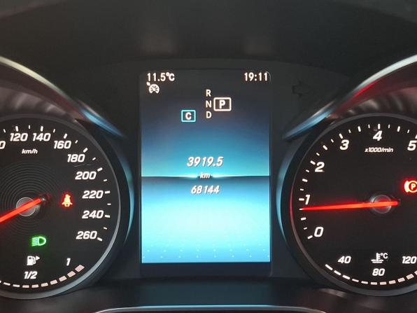 Mercedes-Benz C-Класс IV (W205) Рестайлинг с пробегом 2019 года, цена 3 120 000 рублей, 68142 км, седан, Автокод Объявления