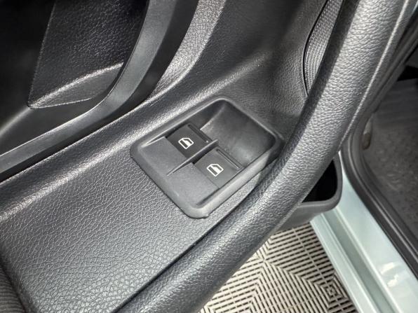 Skoda Fabia II Рестайлинг с пробегом 2011 года, цена 889 000 рублей, 111207 км, хэтчбек, Автокод Объявления