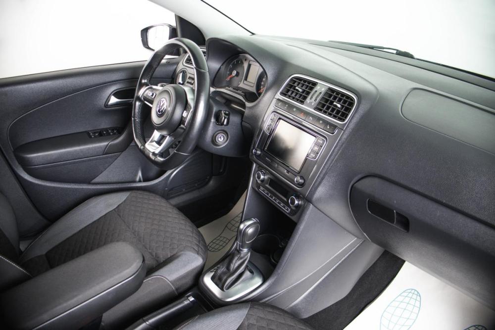 Volkswagen Polo V Рестайлинг Пермь  - изображение 11