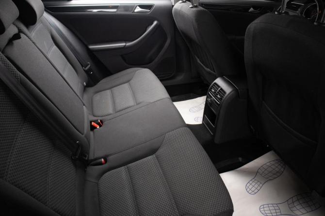 Volkswagen Jetta VI Рестайлинг с пробегом 2017 года, цена 1 529 000 рублей, 138600 км, седан, Автокод Объявления