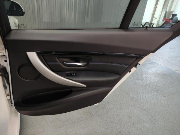 BMW 3 серии VI (F3x) Рестайлинг с пробегом 2018 года, цена 2 950 000 рублей, 94887 км, седан, Автокод Объявления