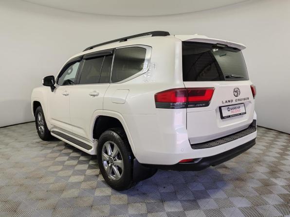 Toyota Land Cruiser 300 Series с пробегом 2022 года, цена 8 999 000 рублей, 104712 км, внедорожник, Автокод Объявления