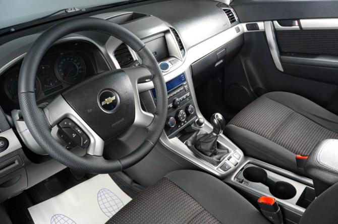 Chevrolet Captiva I Рестайлинг с пробегом 2013 года, цена 1 299 000 рублей, 126000 км, внедорожник, Автокод Объявления