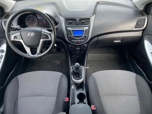 Hyundai Solaris I с пробегом 2011 года, цена 480 000 рублей, 244900 км, седан, Автокод Объявления