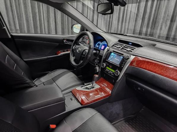 Toyota Camry VII (XV50) с пробегом 2012 года, цена 1 359 000 рублей, 250000 км, седан, Автокод Объявления