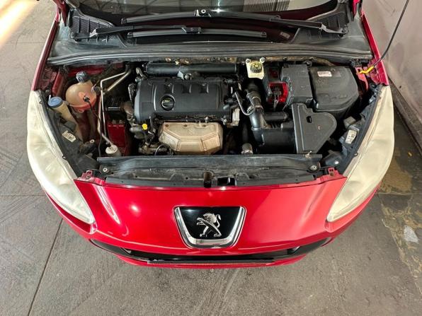 Peugeot 308 I Рестайлинг с пробегом 2011 года, цена 499 000 рублей, 185691 км, хэтчбек, Автокод Объявления