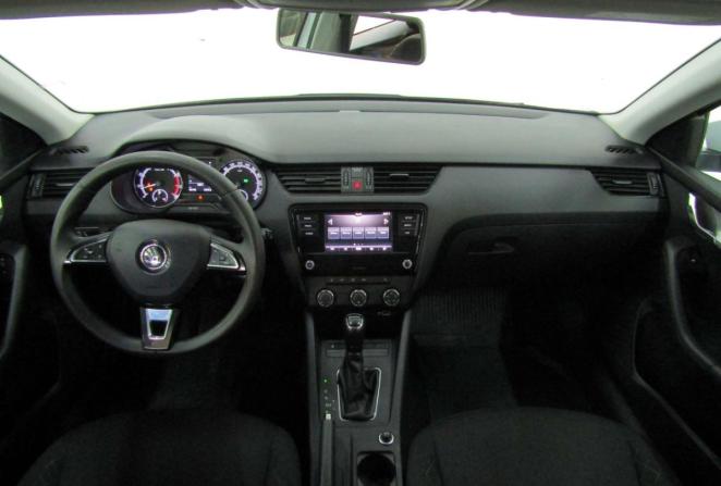 Skoda Octavia III (A7) Рестайлинг с пробегом 2020 года, цена 1 815 000 рублей, 93145 км, универсал, Автокод Объявления