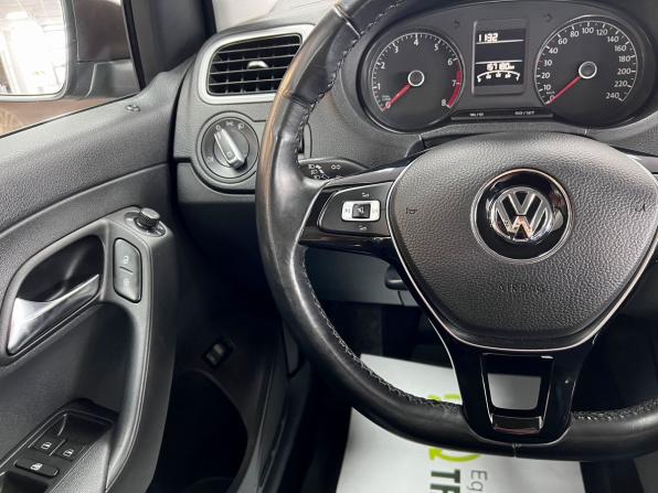 Volkswagen Polo V Рестайлинг с пробегом 2016 года, цена 1 240 000 рублей, 157180 км, седан, Автокод Объявления