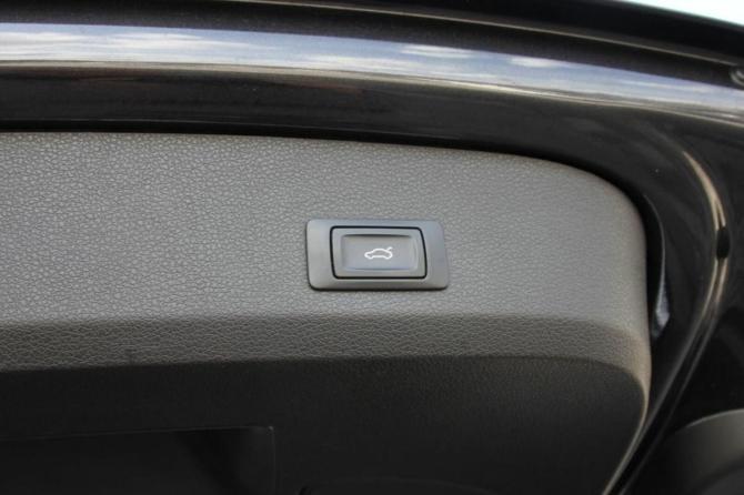 Audi Q7 I (4L) Рестайлинг с пробегом 2012 года, цена 1 980 000 рублей, 278021 км, внедорожник, Автокод Объявления