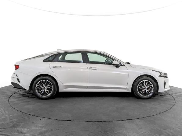 Kia K5 III с пробегом 2021 года, цена 2 740 000 рублей, 49594 км, седан, Автокод Объявления