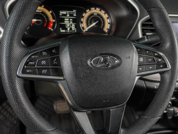 Lada (ВАЗ) Vesta I Рестайлинг (NG) с пробегом 2024 года, цена 1 329 000 рублей, 43267 км, седан, Автокод Объявления